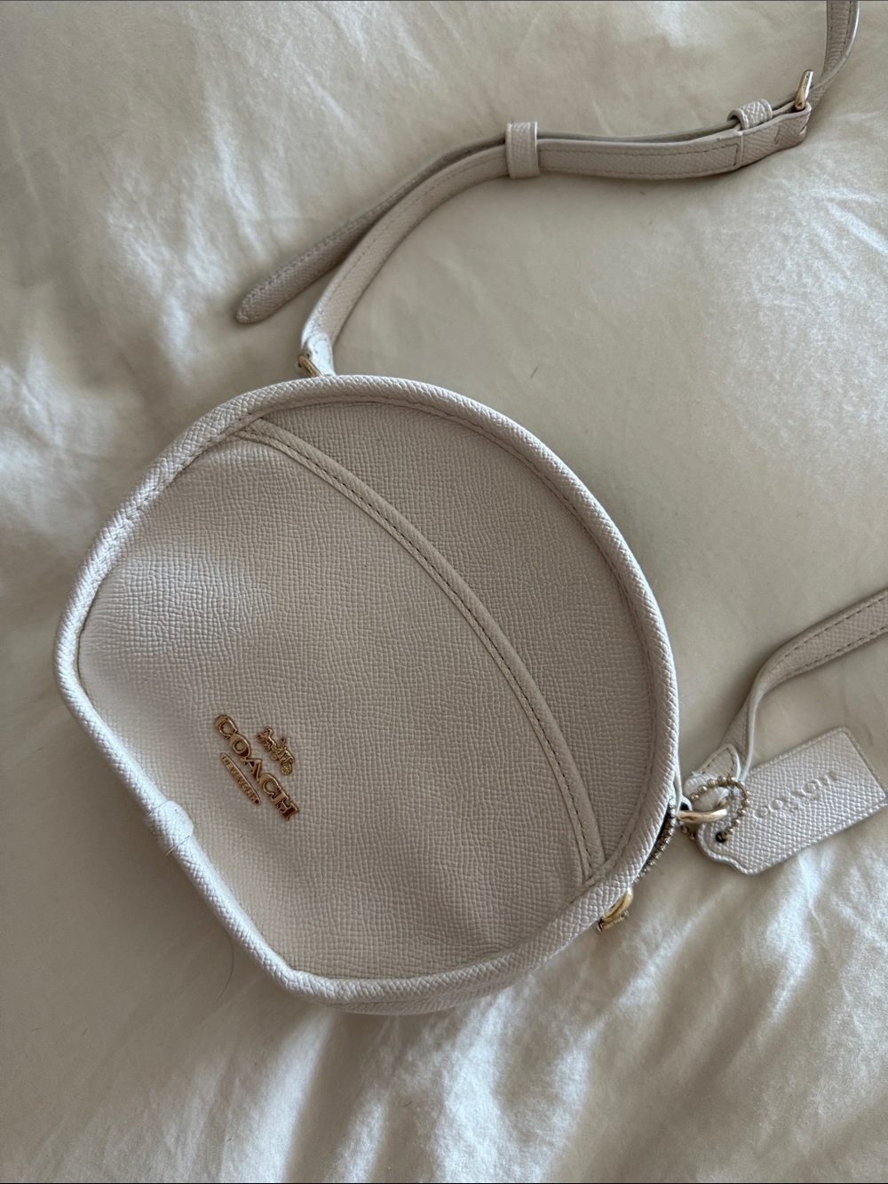 Coach Pebbled Leather Round Crossbody Bag in Light Beige - Picture 3 of 6